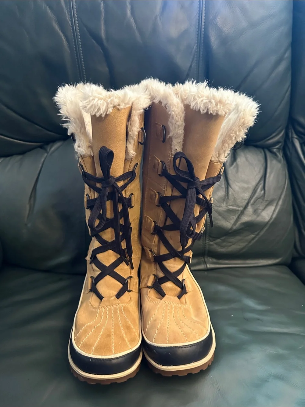 Sorel Women's Tan Lace-Up Faux Fur Winter Boots